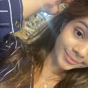 Meet your Posher, Riya